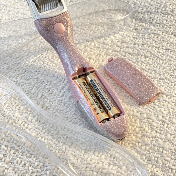 Microneedling Facial Regeneration Tool - Picture 4 of 5